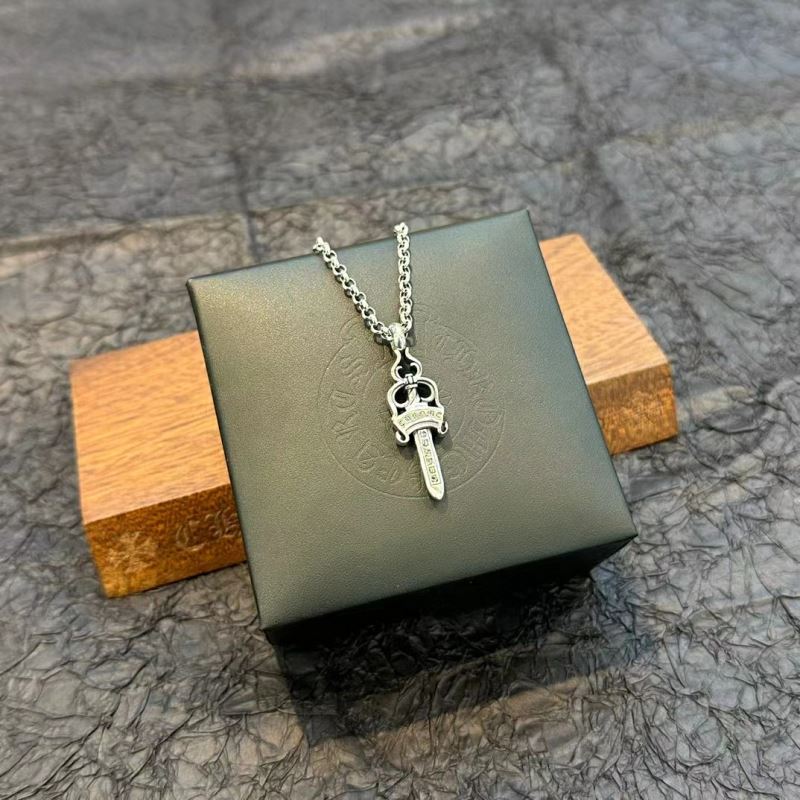 Ch**me He**ts necklaces